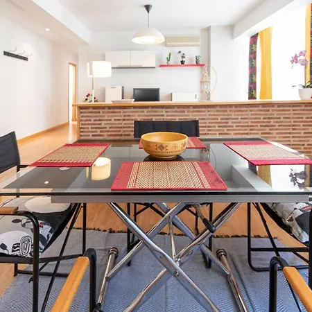 Jacarandas De 카디스